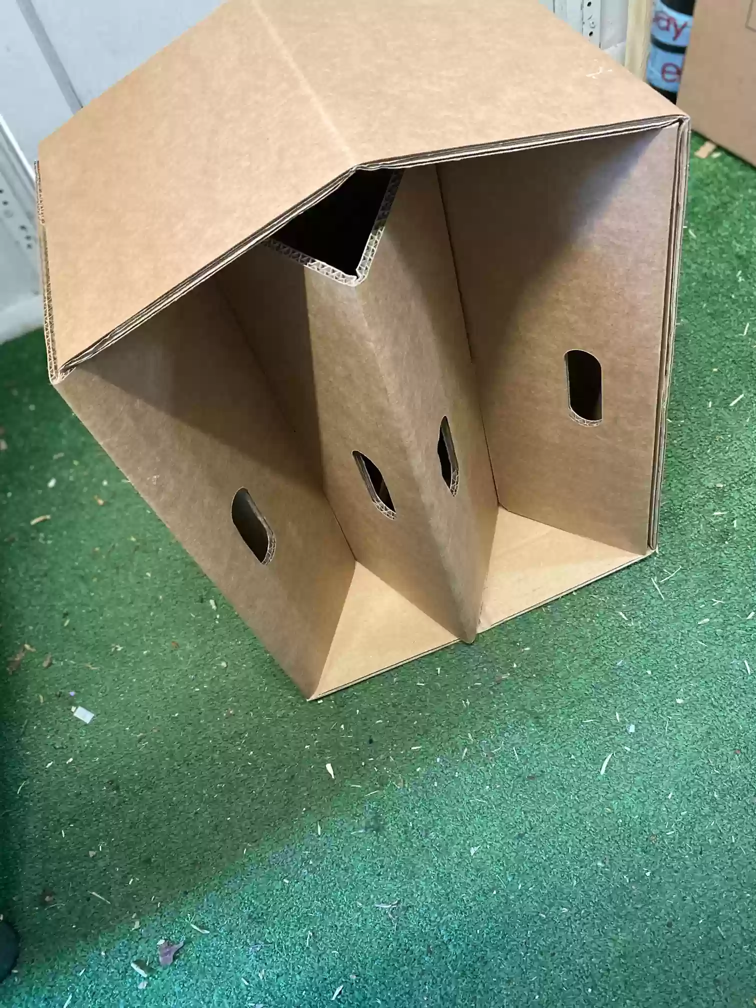 Plonk-It - Cardboard seat-9262