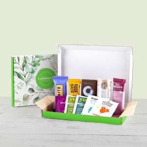 Letterbox friendly Snack & Tea Gift box - 8514