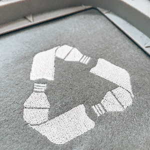 Clothing embroidery 1060